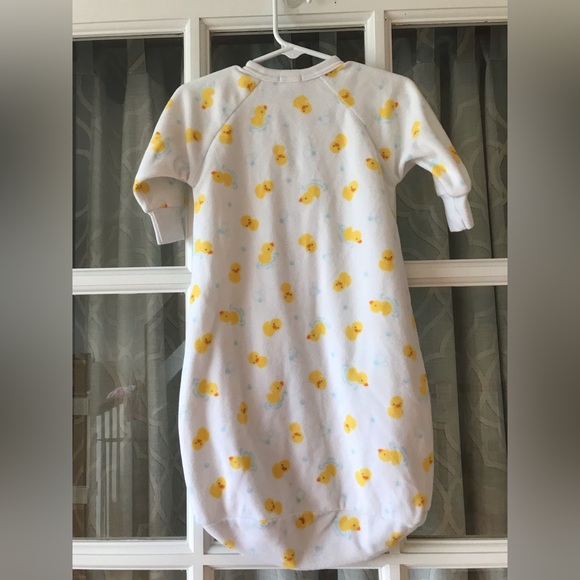 Carter’s one size long sleeve sleep sack ducks gender neutral colors in EUC - Picture 2 of 3